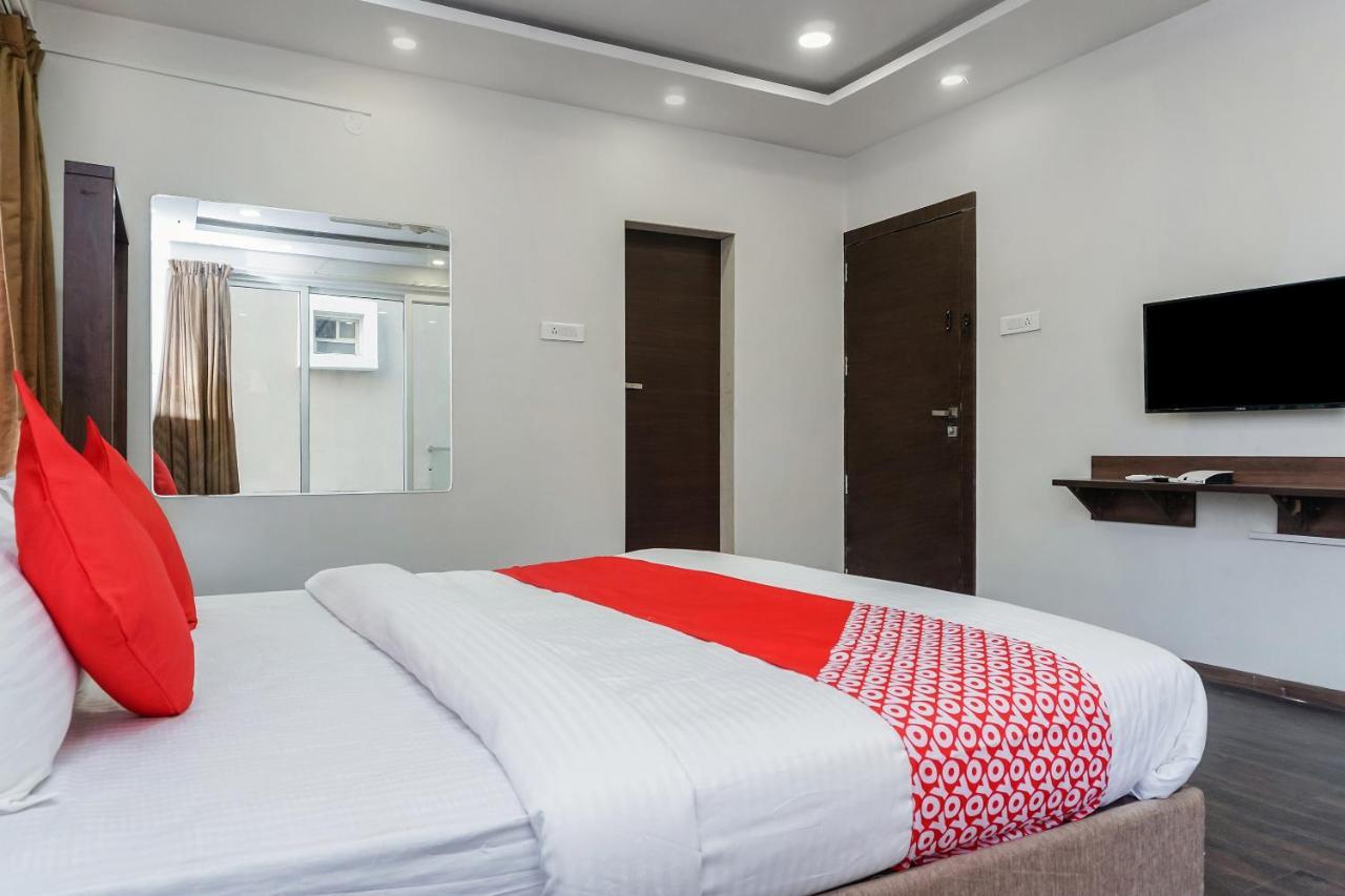 Oyo 16832 Hotel I Suite 2 Mangvadi Exteriér fotografie