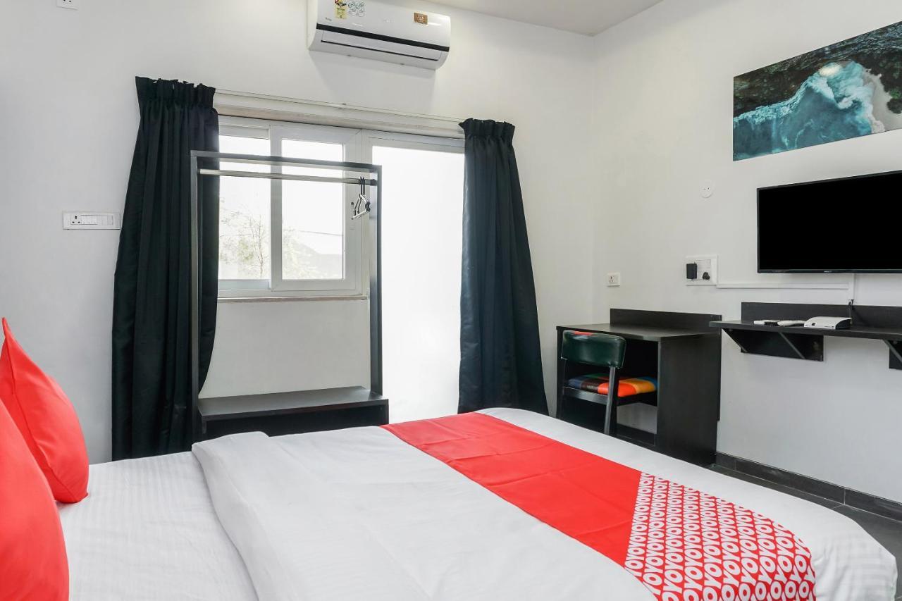 Oyo 16832 Hotel I Suite 2 Mangvadi Exteriér fotografie