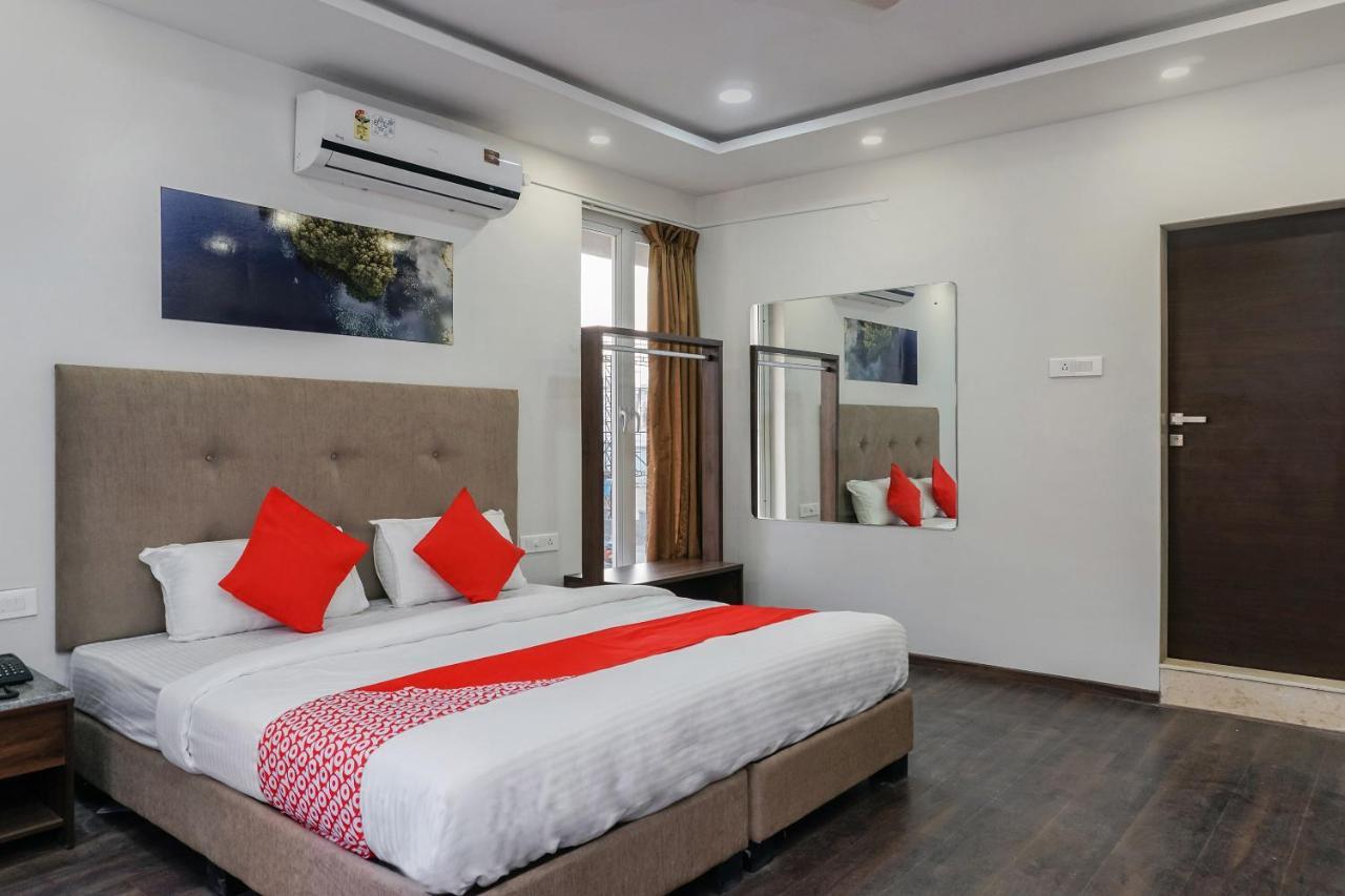 Oyo 16832 Hotel I Suite 2 Mangvadi Exteriér fotografie